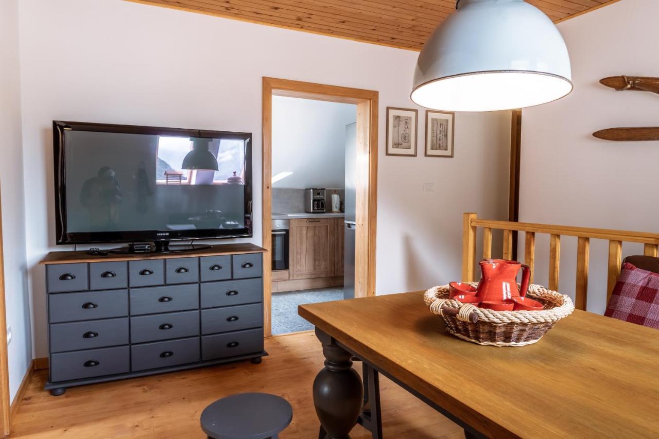 Hisa Lojz Appartement Zaga Buitenkant foto