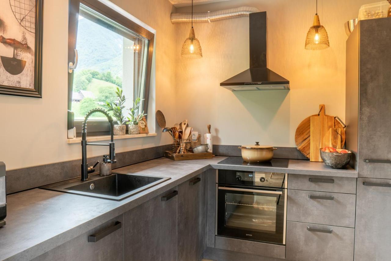 Hisa Lojz Appartement Zaga Buitenkant foto
